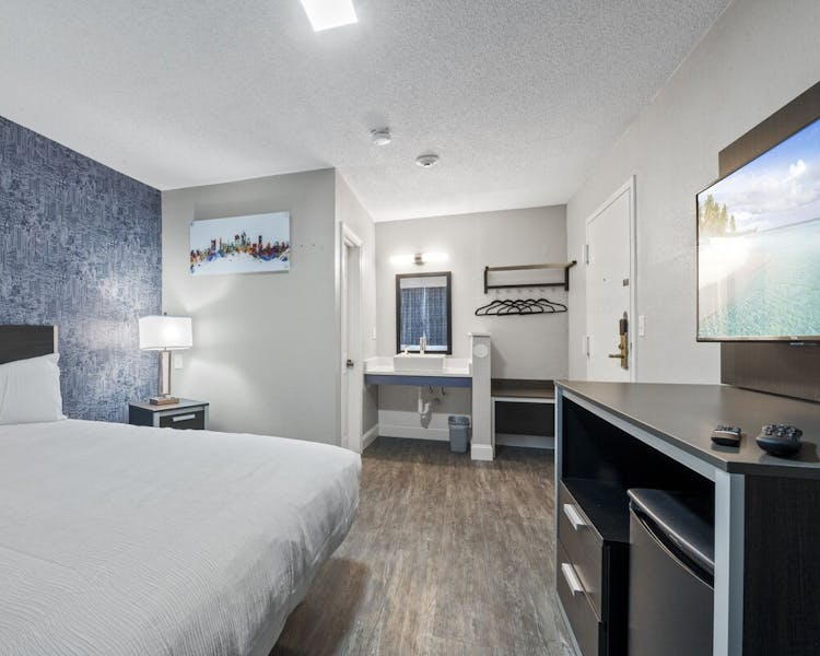 guest-room